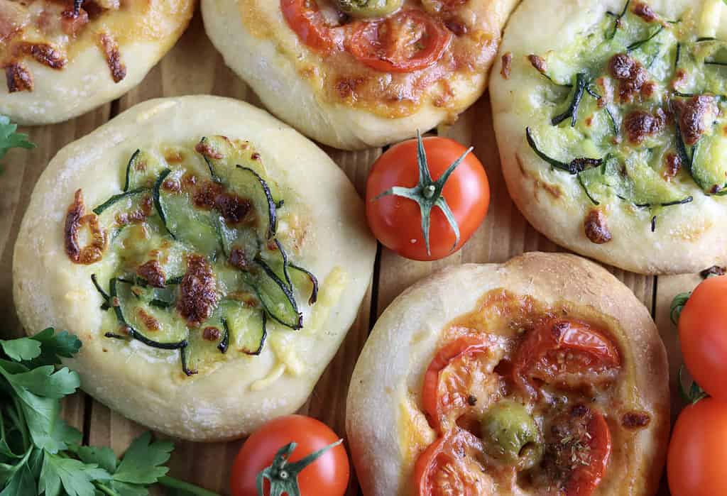 fresh mini pizzetta